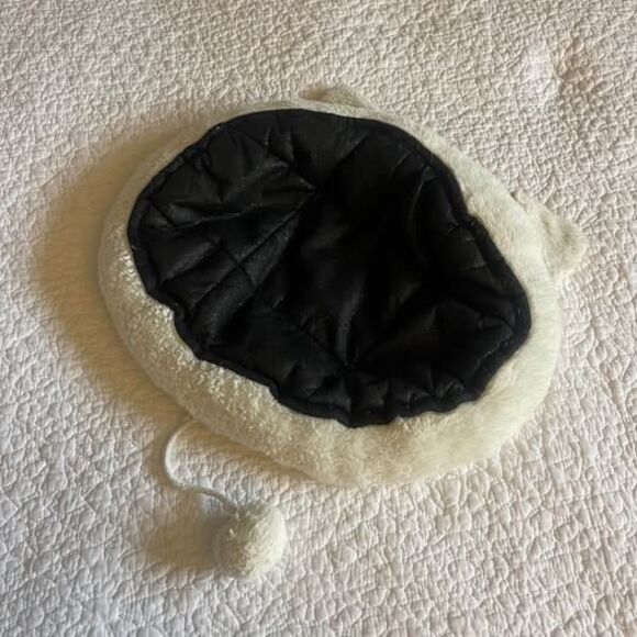 Cat bed - Picture 2 of 3